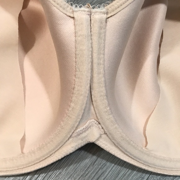 Wacoal Basic Beauty Spacer Underwire Nude T-Shirt Bra size 42DD - Picture 11 of 11